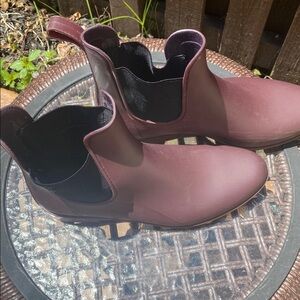 Women's J Crew Burgundy Ankle Boots